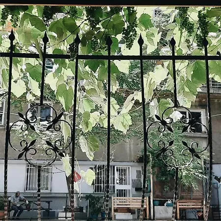 Apartament Fresh 4+1 Summer Nest/5 Min Away From Taksim Square Stambuł