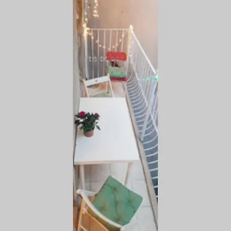 Fresh 4+1 Summer Nest/5 Min Away From Taksim Square Apartament